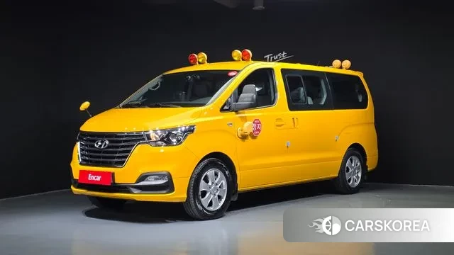 Hyundai The New Grand Starex 2018 Желтый из Кореи