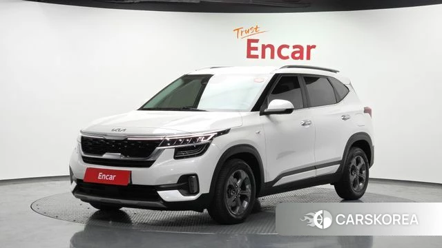 Kia Seltos 2022 Белый из Кореи