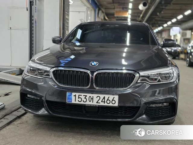 BMW 5 Series (G30) 2020 Серый из Кореи