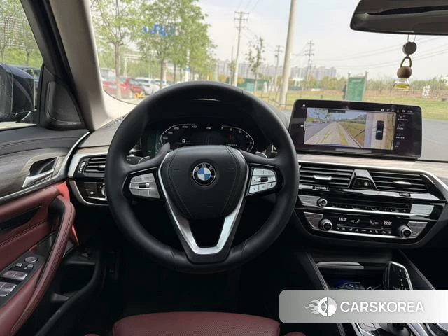 BMW 5 series 2021 Черный из Китая