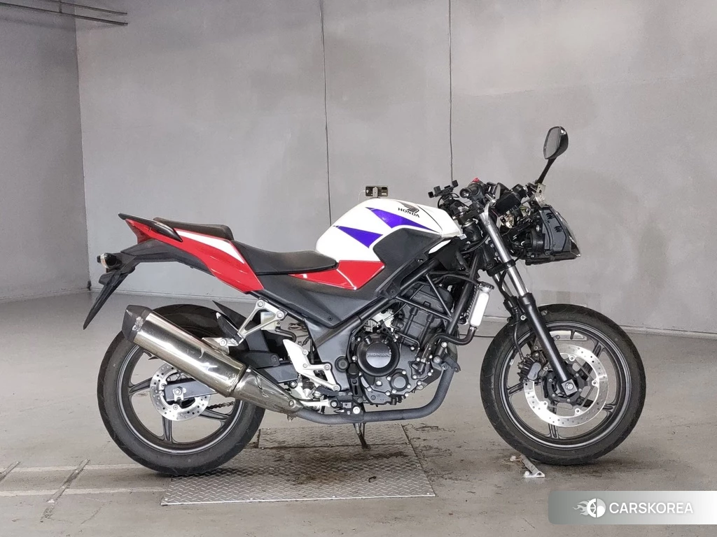 Проданный Honda CBR250R 2015 из Японии, фото 2