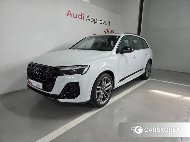 Audi Q7 (4M) 2025 Белый из Кореи