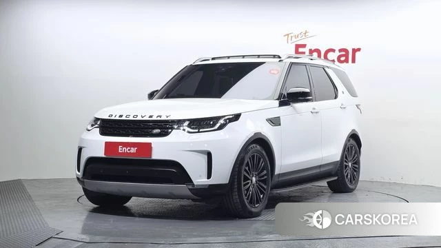Land Rover Discovery 5 2018 Белый из Кореи