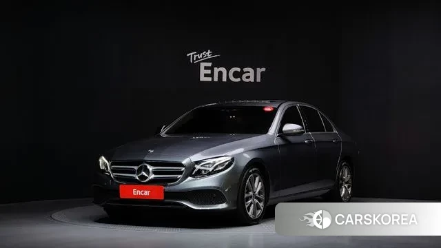 Mercedes-Benz E-Class W213 2019 Серый из Кореи