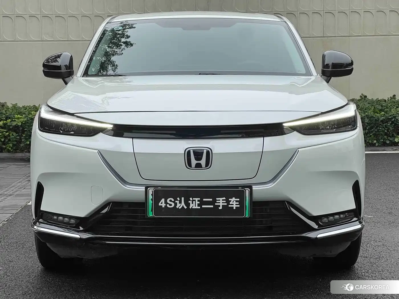 Honda e:NS1 2022 Белый из Китая