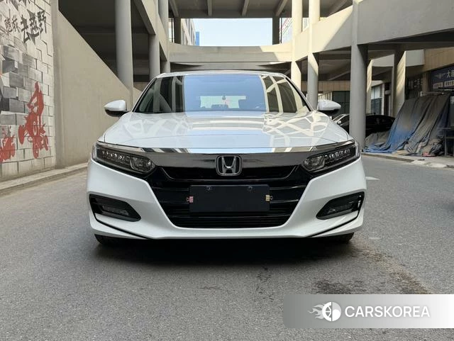 Honda Accord 2021 Белый из Китая