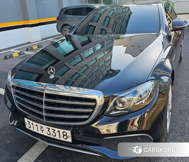 Mercedes-Benz E-Class W213 2018 Черный из Кореи