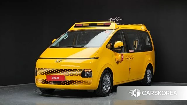 Hyundai Staria 2022 Желтый из Кореи