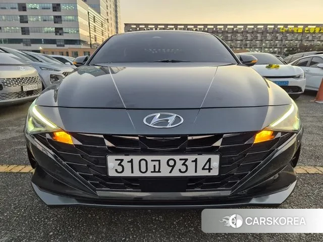 Hyundai Avante (CN7) 2022 Серый из Кореи