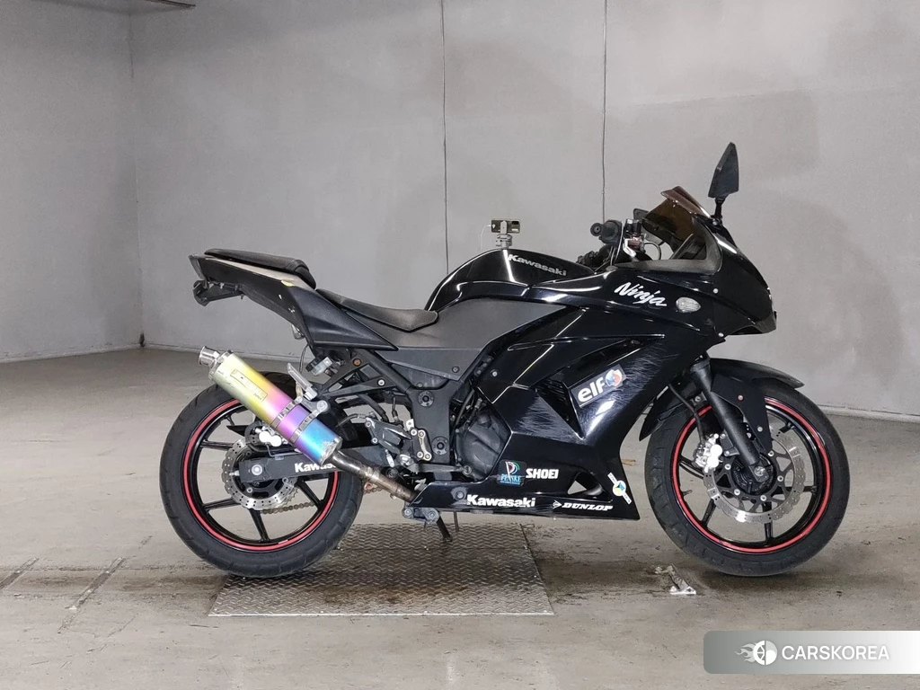 Проданный Kawasaki NINJA 250R 2012 из Японии