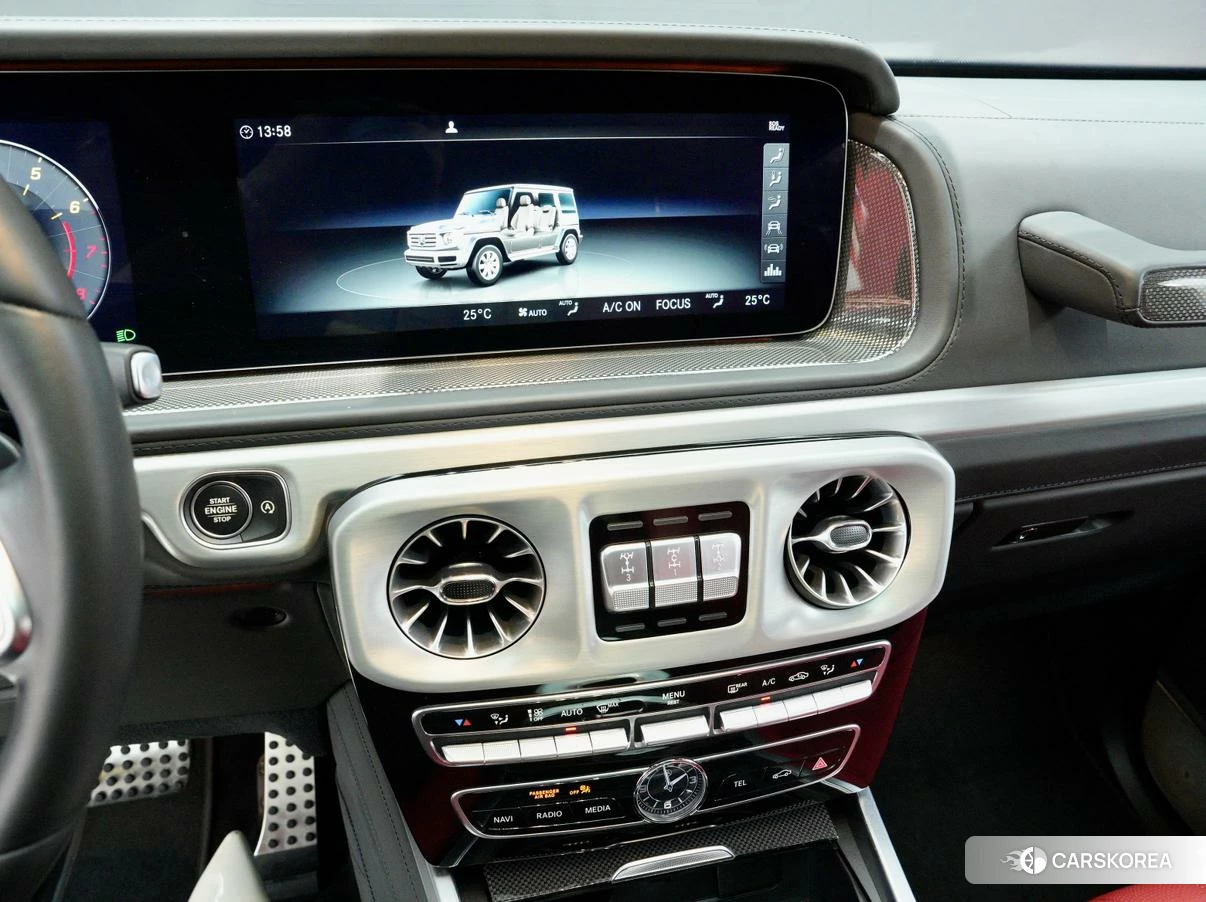 Mercedes-Benz G-class 2023 Темно-серый из Китая