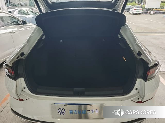 Volkswagen Lingdu 2024 Белый из Китая