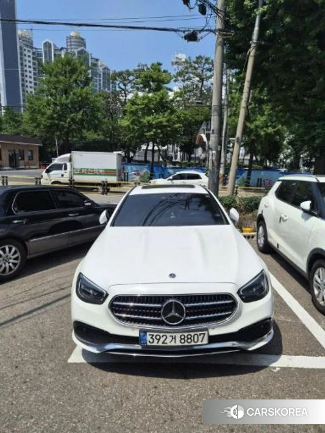 Mercedes-Benz E-Class W213 2020 Белый из Кореи