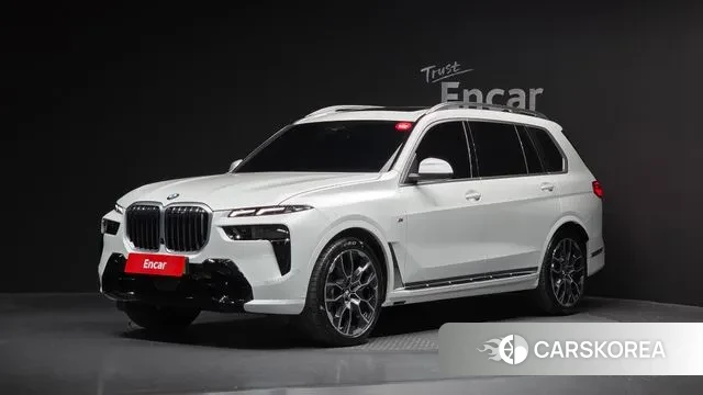 BMW X7 (G07) 2025 Белый из Кореи