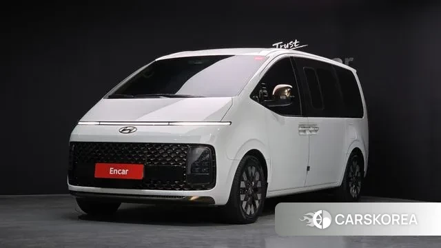 Hyundai Staria 2022 Белый из Кореи