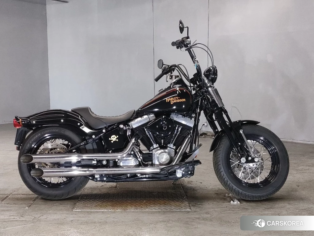Проданный Harley-Davidson Softail Cross Bones FLSTSB1580 2010 из Японии