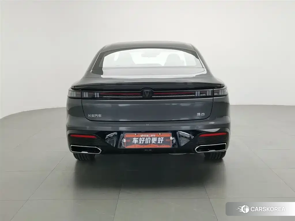 Chang'an Yidong 2025 Silver/gray из Китая
