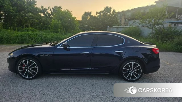 Maserati Ghibli 2019 Синий из Кореи