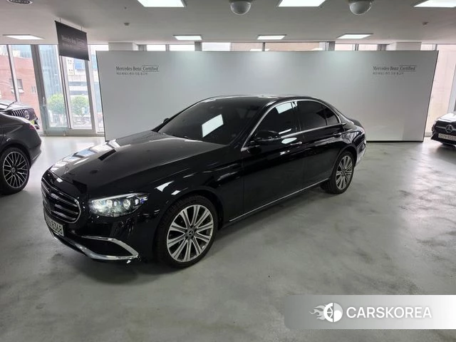 Mercedes-Benz E-Class W213 2023 Черный из Кореи
