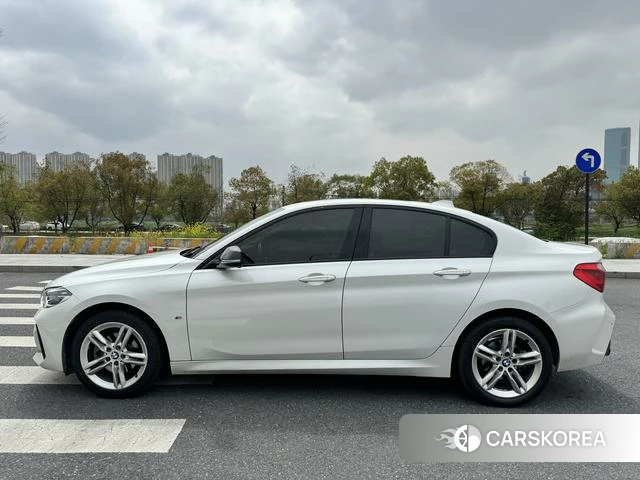 BMW 1 series 2021 Белый из Китая
