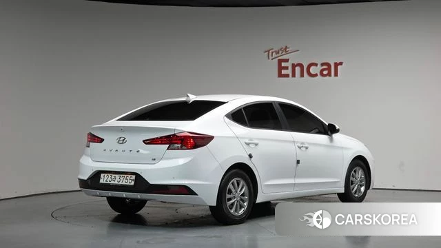 Hyundai The New Avante AD 2019 Белый из Кореи