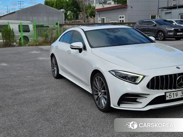 Mercedes-Benz CLS-Class C257 2019 Белый из Кореи