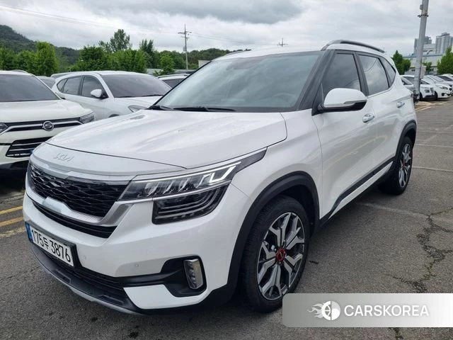 Kia Seltos 2022 Белый из Кореи
