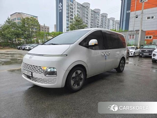Hyundai Staria 2021 Белый из Кореи