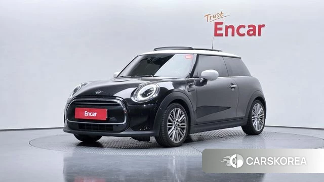 Mini Cooper 2023 Черный из Кореи