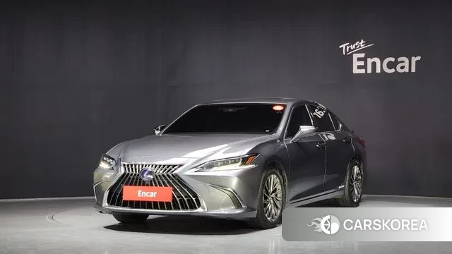 Lexus ES300h 7th generation 2022 Серый из Кореи