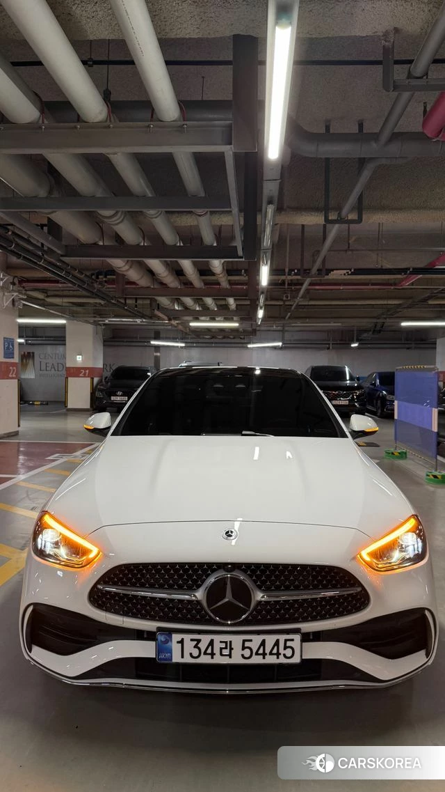 Mercedes-Benz C-Class W206 2025 Белый из Кореи