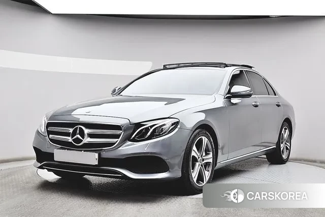 Mercedes-Benz E-Class W213 2019 Серый из Кореи