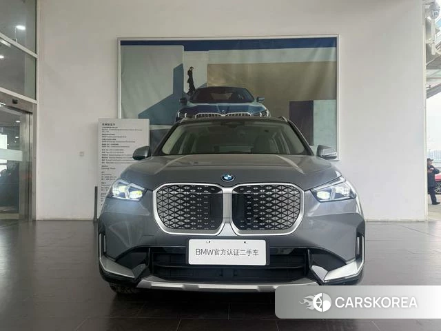 BMW iX1 2025 Темно-серый из Китая