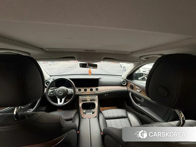 Mercedes-Benz E-class 2019 Черный из Китая