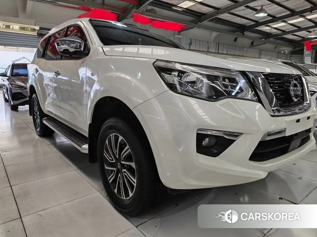 Nissan Tuda 2023 Белый из Китая