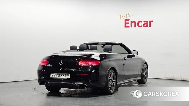 Mercedes-Benz C-Class W205 2019 Черный из Кореи