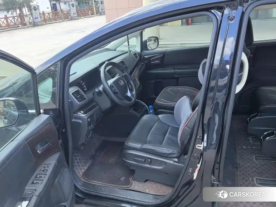 Honda Odyssey 2018 Синий из Китая