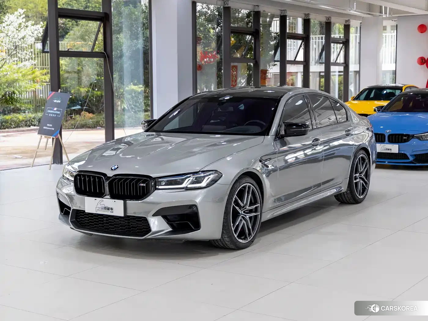 BMW M5 2021 Silver/gray из Китая