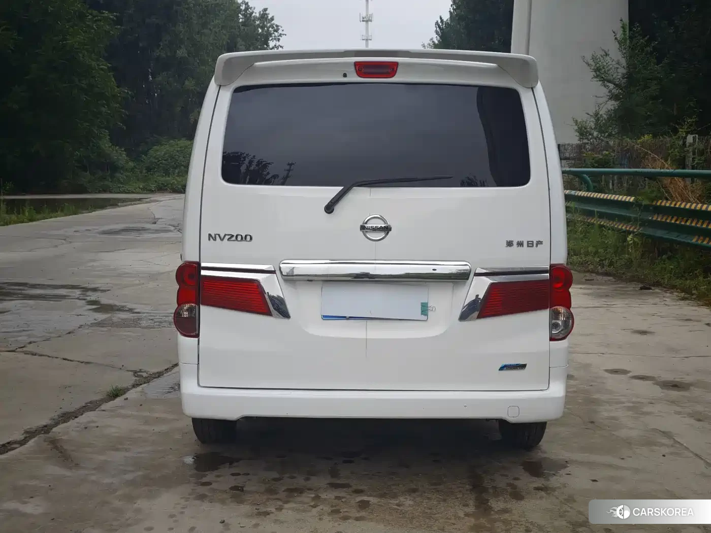 Nissan NV200 2019 Белый из Китая