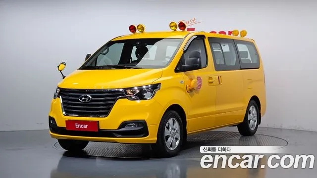 Hyundai The New Grand Starex 2019 Желтый из Кореи