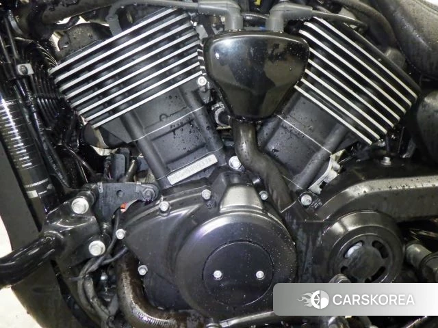 Engine photo