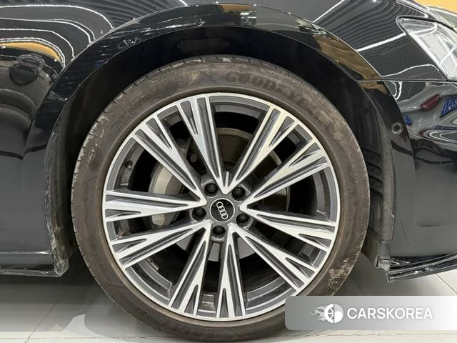 Audi A6L 2026 Черный из Китая