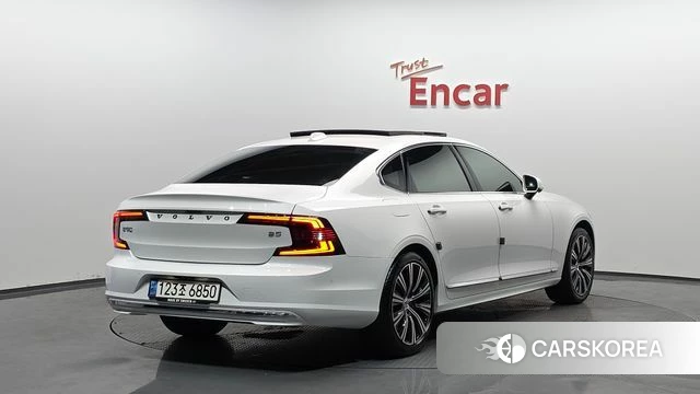 Volvo S90 2021 Белый из Кореи