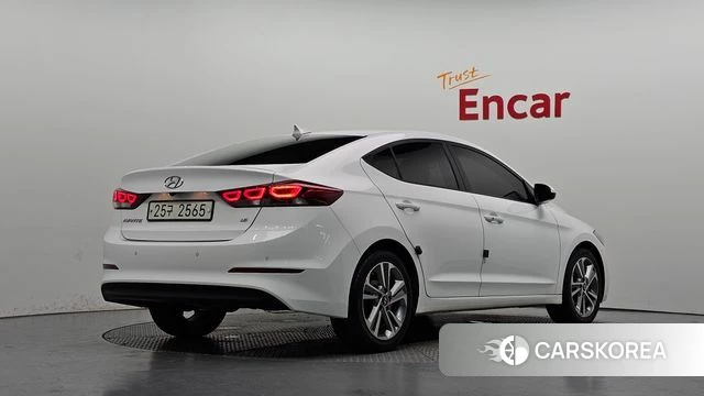 Hyundai Avante AD 2018 Белый из Кореи
