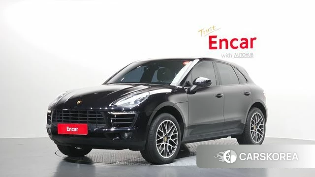 Porsche Macan 2018 Черный из Кореи