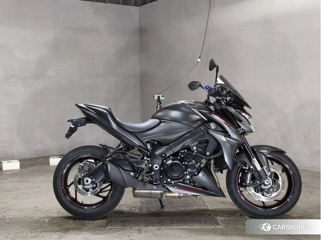 Проданный Suzuki GSX-S1000 2018 из Японии