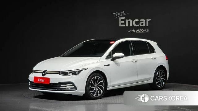 Volkswagen Golf 8th Generation 2022 Белый из Кореи