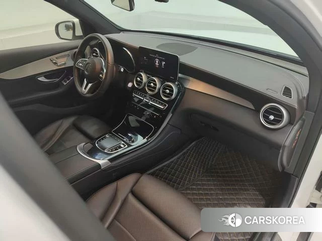 Mercedes-Benz GLC 2020 Белый из Китая