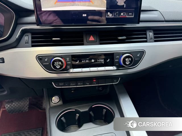 Audi A4L 2022 Белый из Китая