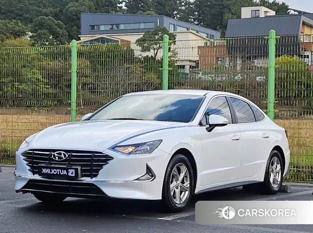 Hyundai Sonata (DN8) 2020 Белый из Кореи